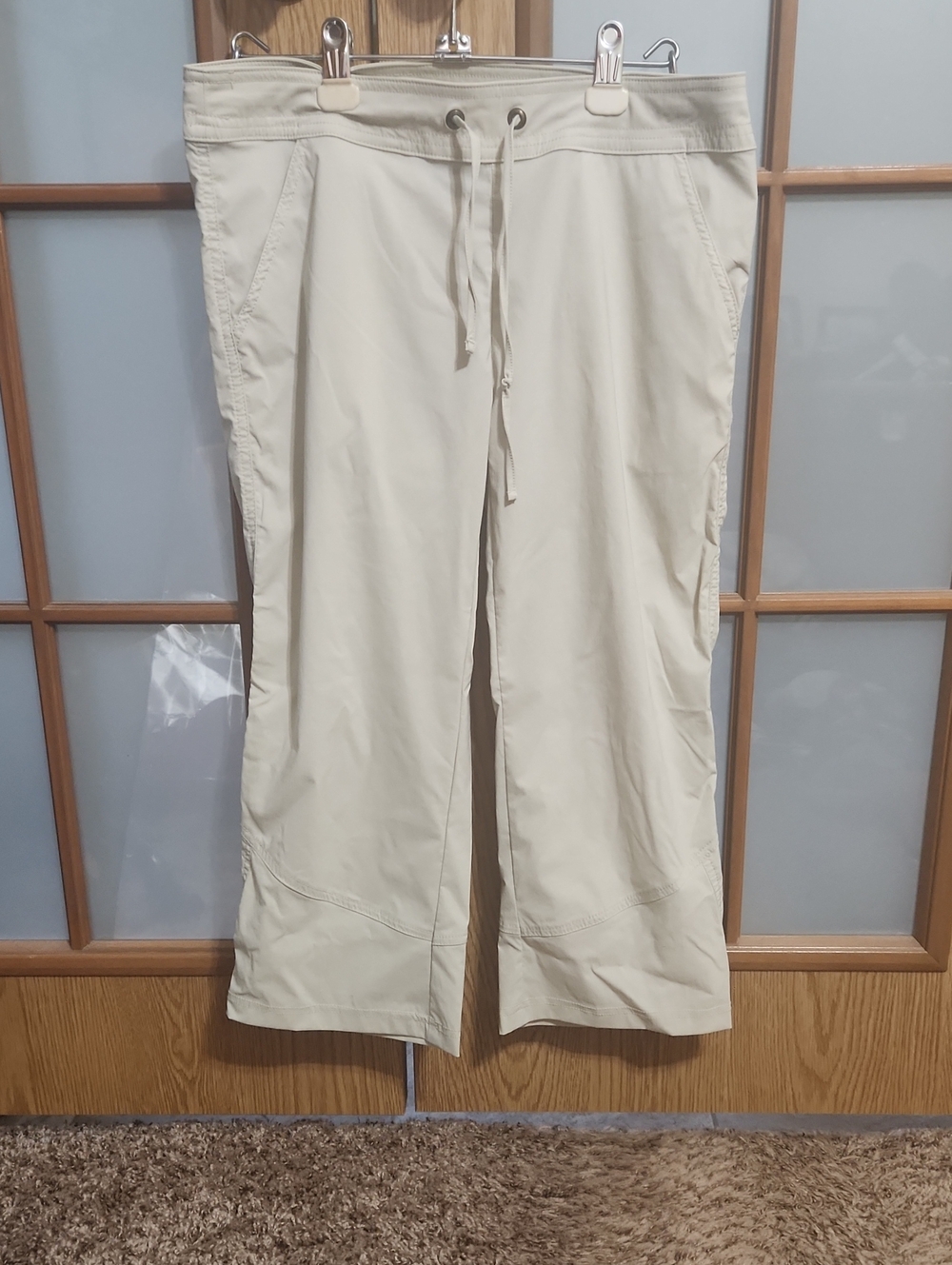 Prana Womens Light Cream Athletic Capris With Drawstring Waist Small